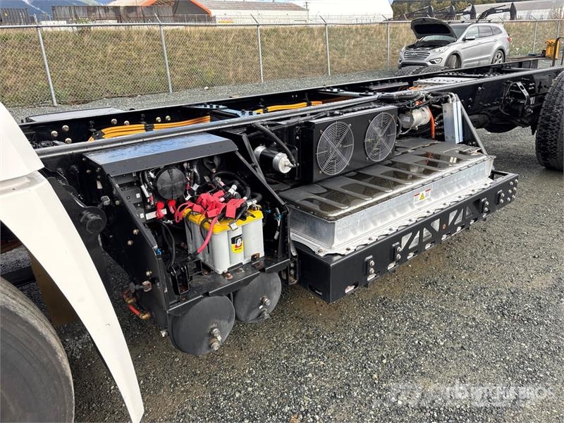  Lion 6 4x2 Electric Cab and Chassis Kabine i unutrašnjost