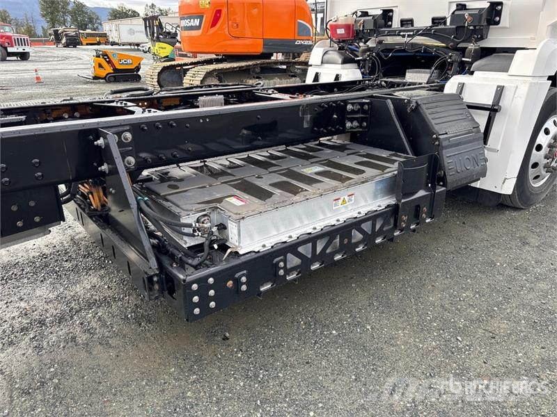  Lion 6 4x2 Electric Cab and Chassis Kabine i unutrašnjost