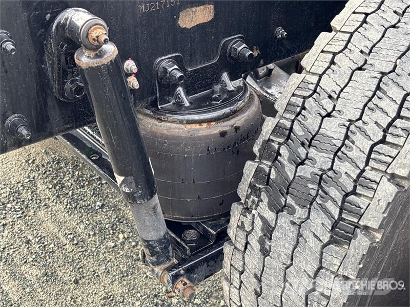  Lion 6 4x2 Electric Cab and Chassis Kabine i unutrašnjost