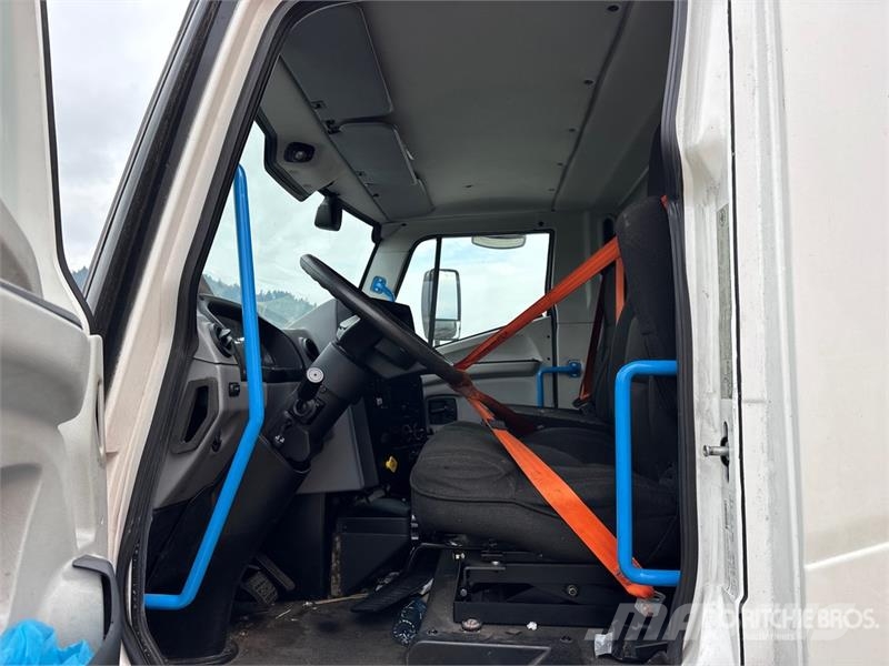  Lion 6 4x2 Electric Cab and Chassis Kabine i unutrašnjost
