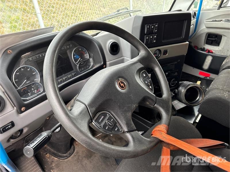  Lion 6 4x2 Electric Cab and Chassis Kabine i unutrašnjost