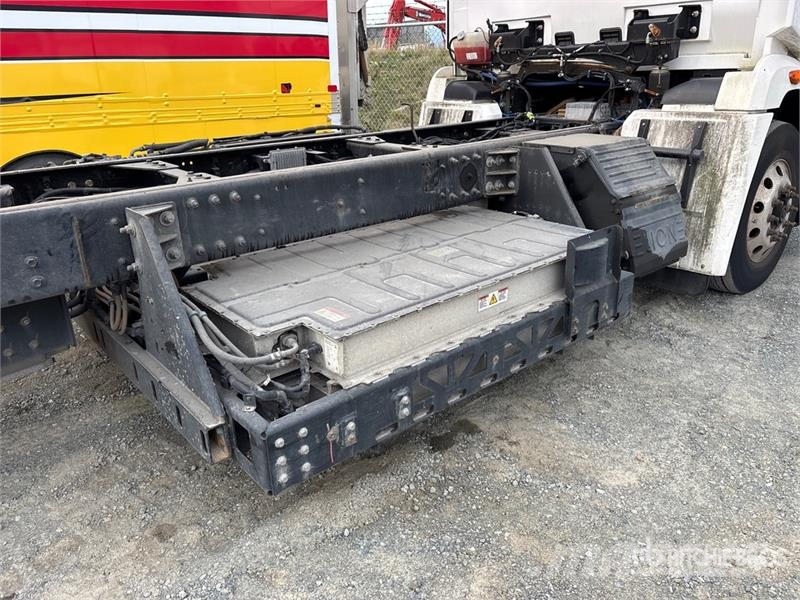  Lion 6 4x2 Electric Cab and Chassis Kabine i unutrašnjost