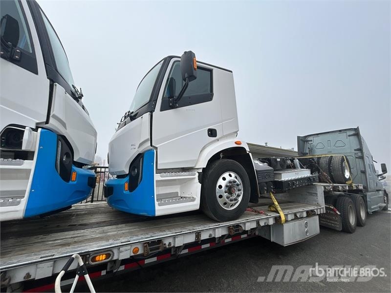  Lion 6 Cab and Chassis キャビン及び内装