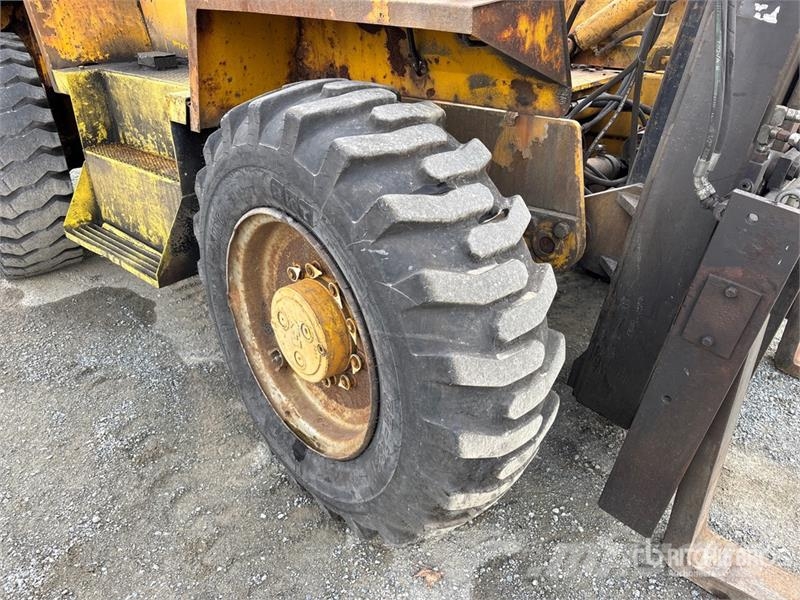 Loadlifter 4412-12C 12000 lb 4x4 Rough Terrain For Навантажувачі підвищеної прохідності
