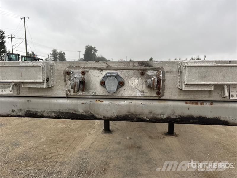Lode King 53 ft Tri/A Flatbed Trailer Platformas/izkraušana no sāniem