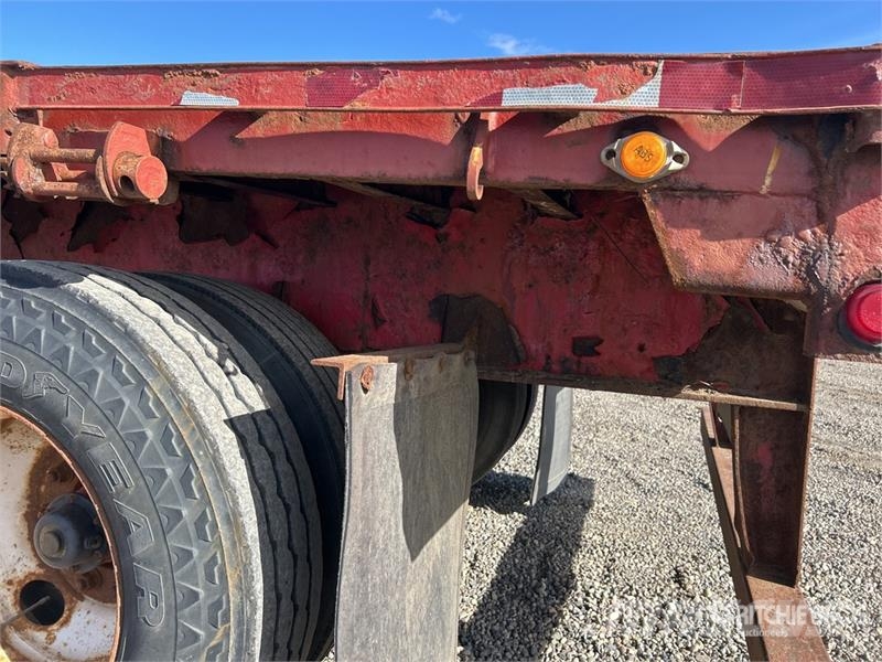 Lode King 53 ft Tri/A Flatbed Trailer Platformas/izkraušana no sāniem