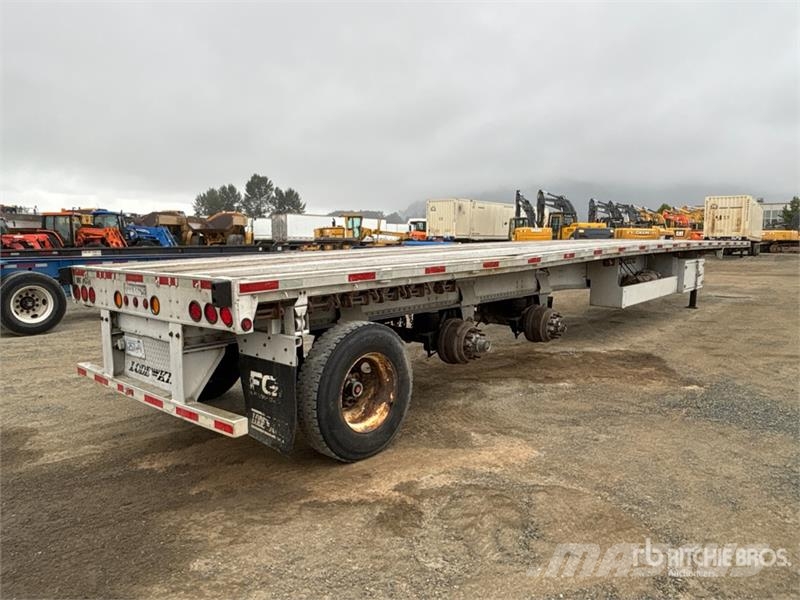 Lode King 53 ft Tri/A Flatbed Trailer Platformas/izkraušana no sāniem