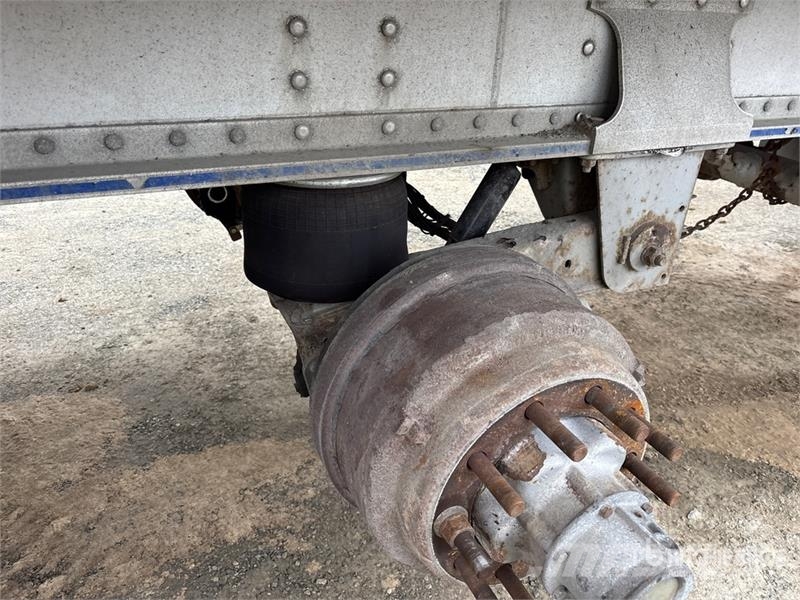 Lode King 53 ft Tri/A Flatbed Trailer Platformas/izkraušana no sāniem