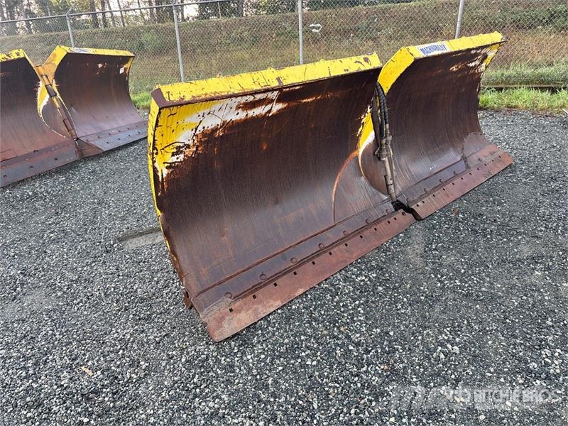 Machinability 11 ft 2 in Power-V Snow Plow - Fits Sniježne daske i plugovi