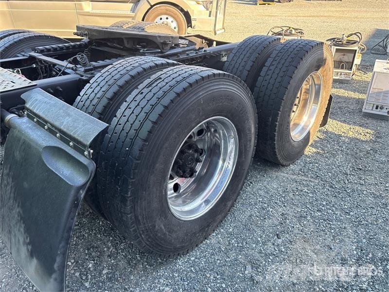Mack Anthem 6x4 T/A Sleeper Truck Tractor (Inoperable) Vilcēji