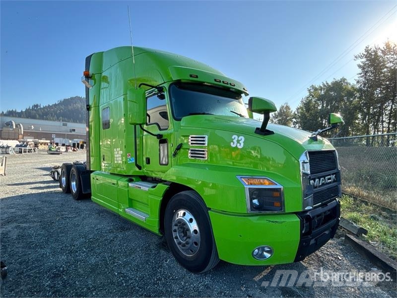 Mack Anthem 6x4 T/A Sleeper Truck Tractor (Inoperable) Vilcēji
