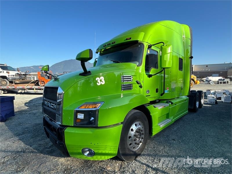 Mack Anthem 6x4 T/A Sleeper Truck Tractor (Inoperable) Vilcēji