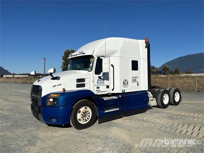 Mack Anthem 6x4 T/A Sleeper Truck Tractor Tracteur routier