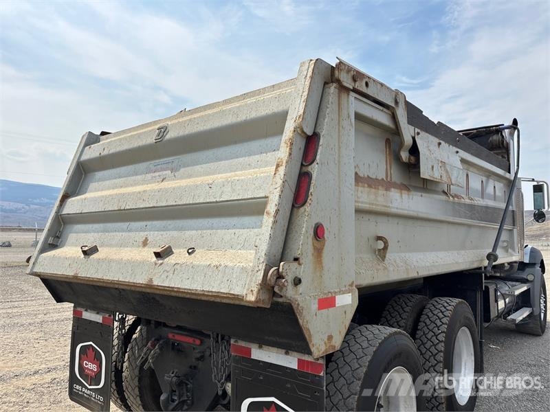 Mack CT713 Camion benne