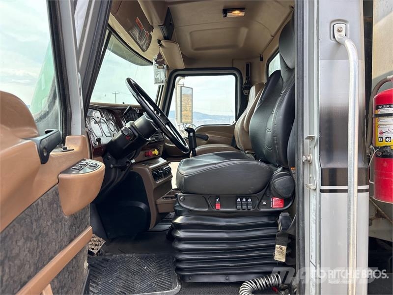 Mack CT713 Camion benne