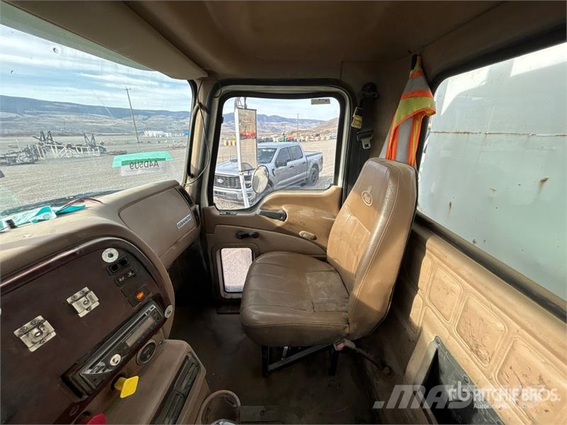 Mack CV713 Kipper