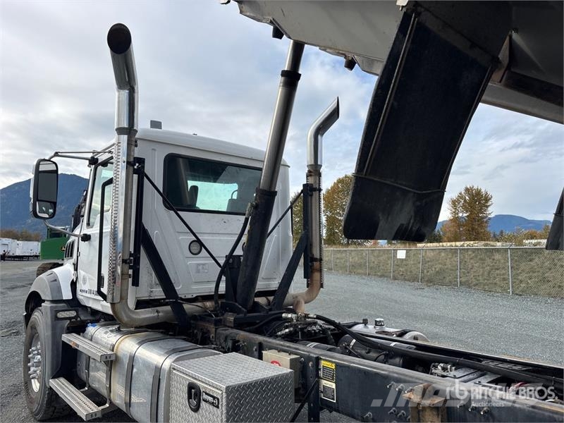 Mack Granite 6x4 T/A Dump Truck Kiper tovornjaki