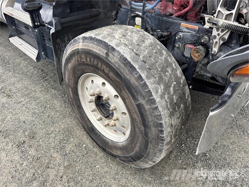 Mack Granite 6x4 Transfer T/A Dump Truck Грузовики-Самосвалы