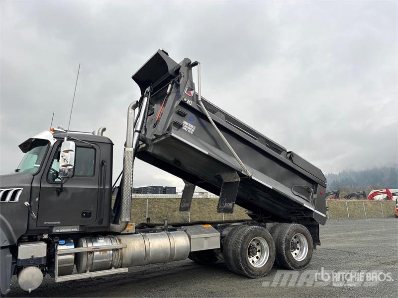 Mack Granite 6x4 Transfer T/A Dump Truck Грузовики-Самосвалы