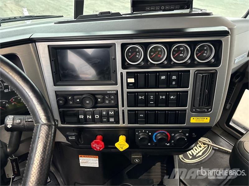 Mack Granite 6x4 Transfer T/A Dump Truck Грузовики-Самосвалы
