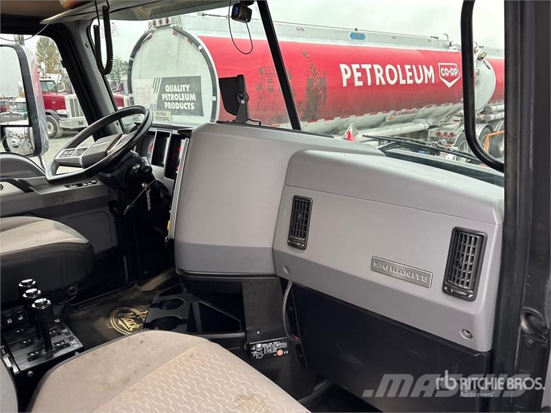 Mack Granite 6x4 Transfer T/A Dump Truck Грузовики-Самосвалы