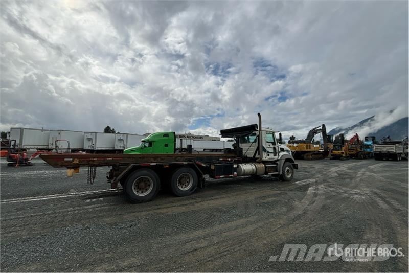 Mack GU813 Hidroliftli kamyonlar