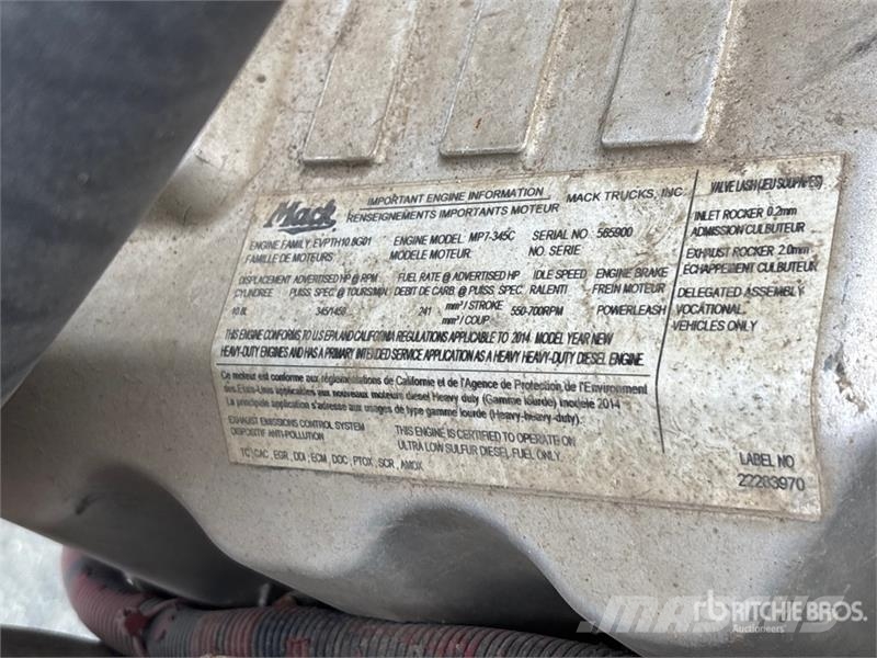 Mack GU813 Liftdumper biler