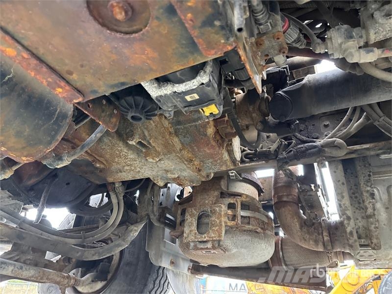Mack GU813 Liftdumper biler