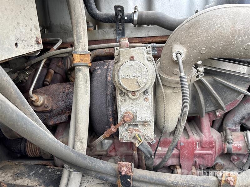 Mack GU813 Hidroliftli kamyonlar