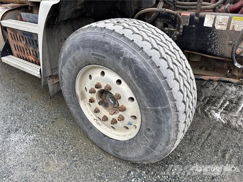 Mack GU813 Hidroliftli kamyonlar