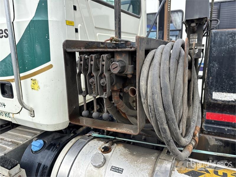 Mack GU813 Hidroliftli kamyonlar