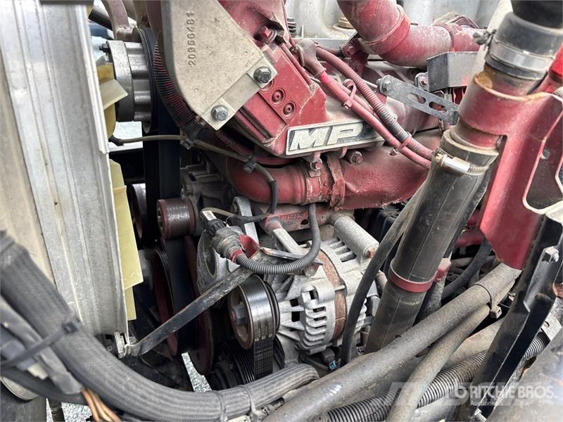 Mack GU813 Liftdumper biler
