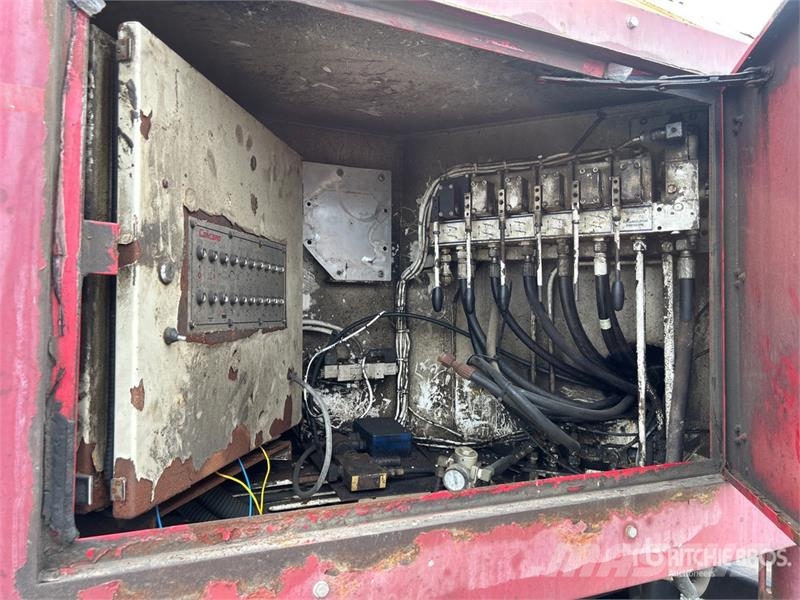 Mack MR688S Betoniere