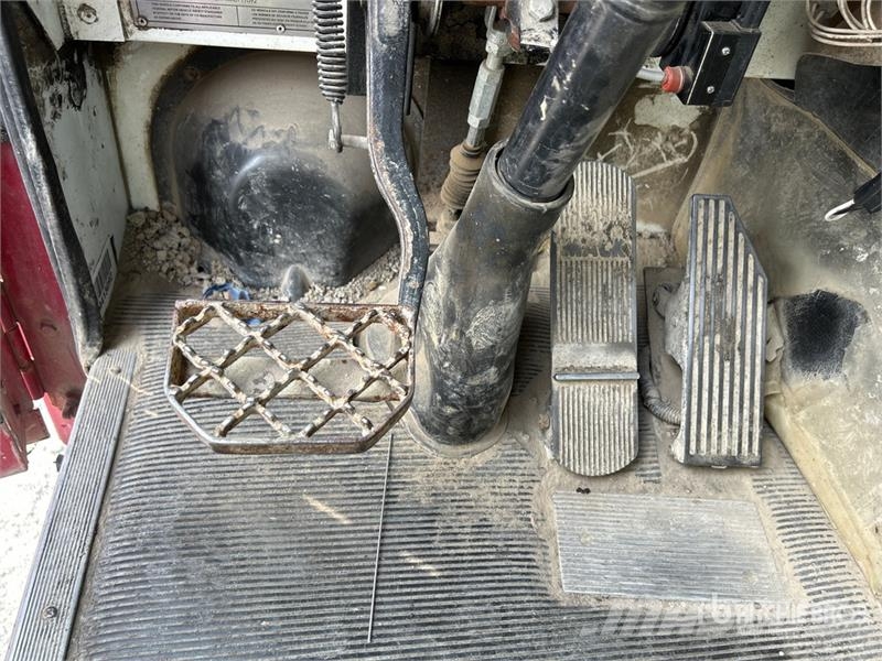 Mack MR688S Betoniere