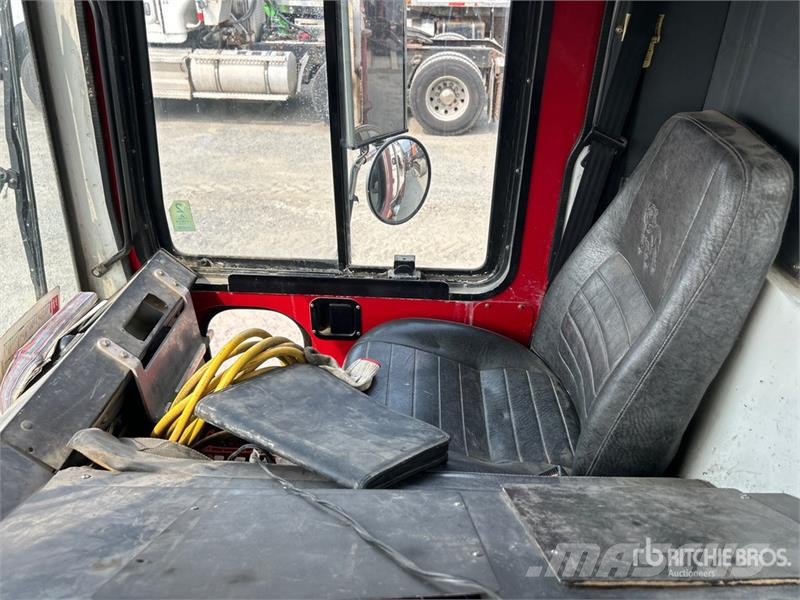 Mack MR688S Betoniere