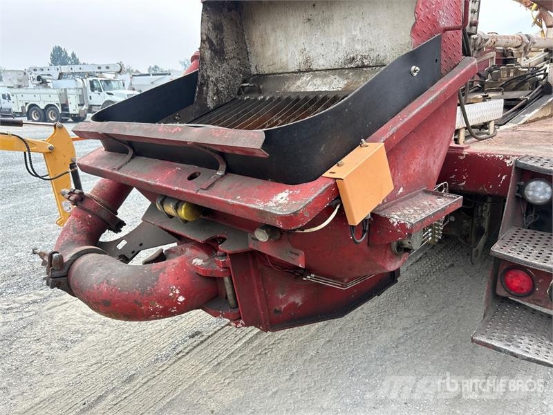 Mack MR688S Betoniere