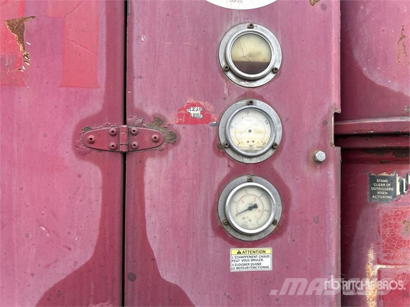 Mack MR688S Betoniere