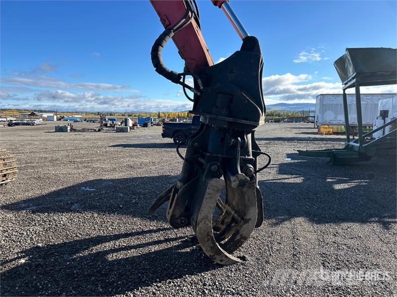 Madill 1800 Gelenkausleger Lader