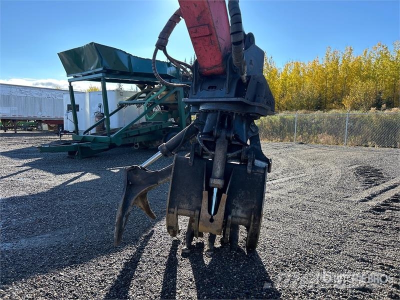 Madill 1800 Gelenkausleger Lader