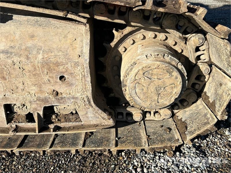 Madill 1800 Gelenkausleger Lader