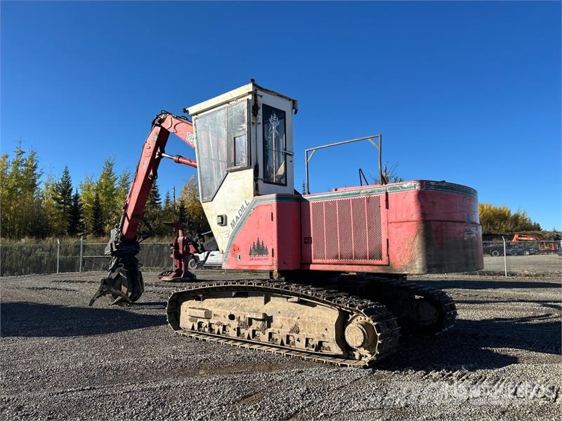 Madill 1800 Gelenkausleger Lader