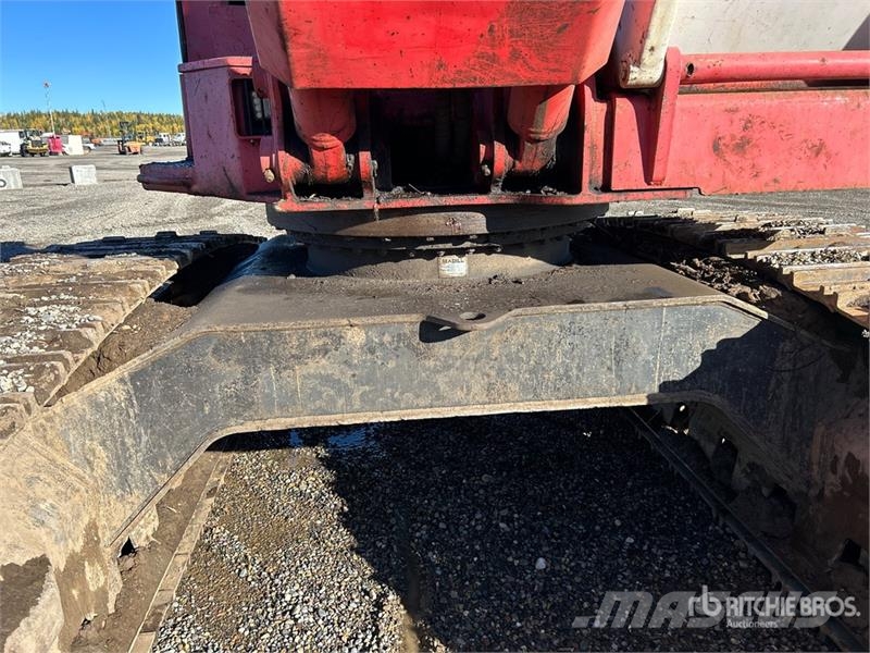 Madill 1800 Gelenkausleger Lader