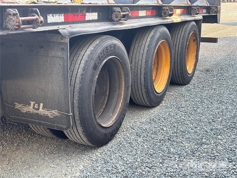 Magnum 48 ft Tri/A Step Deck Trailer Plataformas bajas