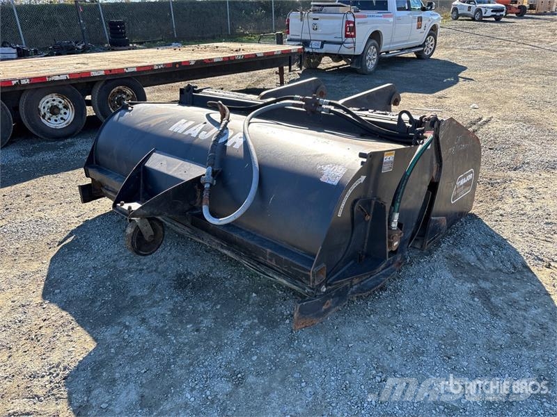 Major 92 in Sweeper Attachment - Fits Cat IT18 and IT28 Balayeuse / Autolaveuse