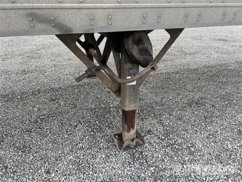 Manac 53 ft Tri/A Van Trailer Gesloten opbouw trailers