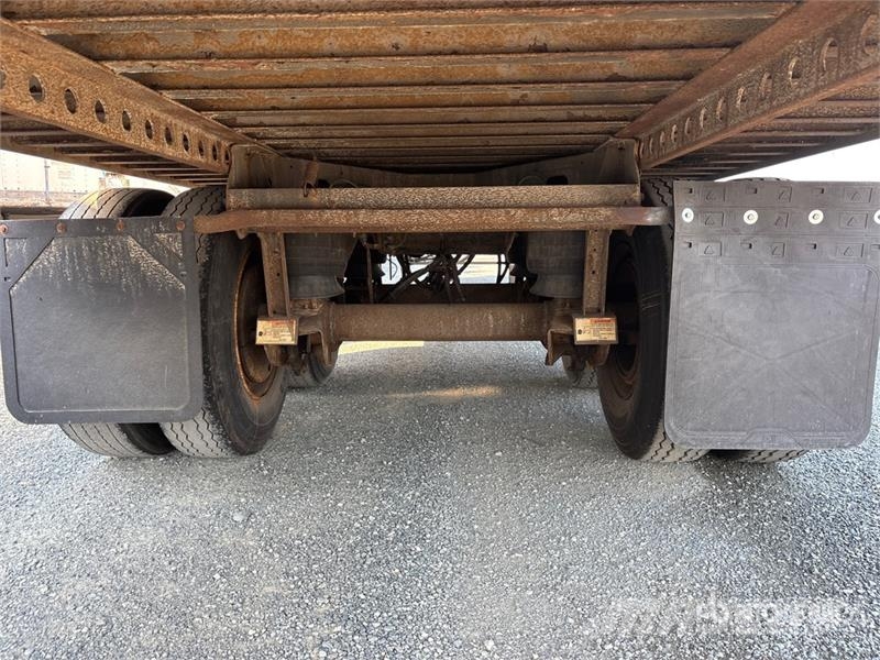 Manac 53 ft x 102 in T/A Van Trailer 厢式拖车