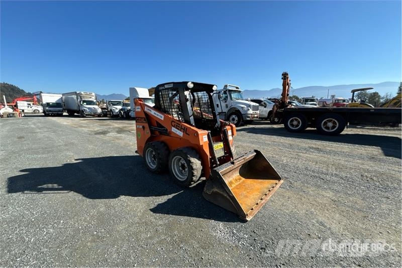Manitou R105 Skid Steer Loader Kompaktlader