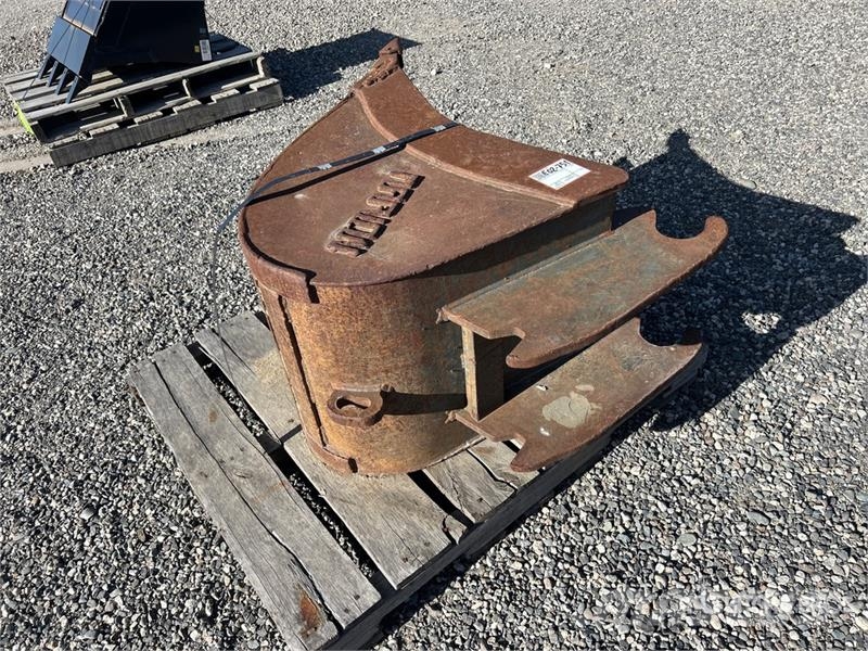 Marion 24 in Q/C Digging Excavator Bucket Cucharones