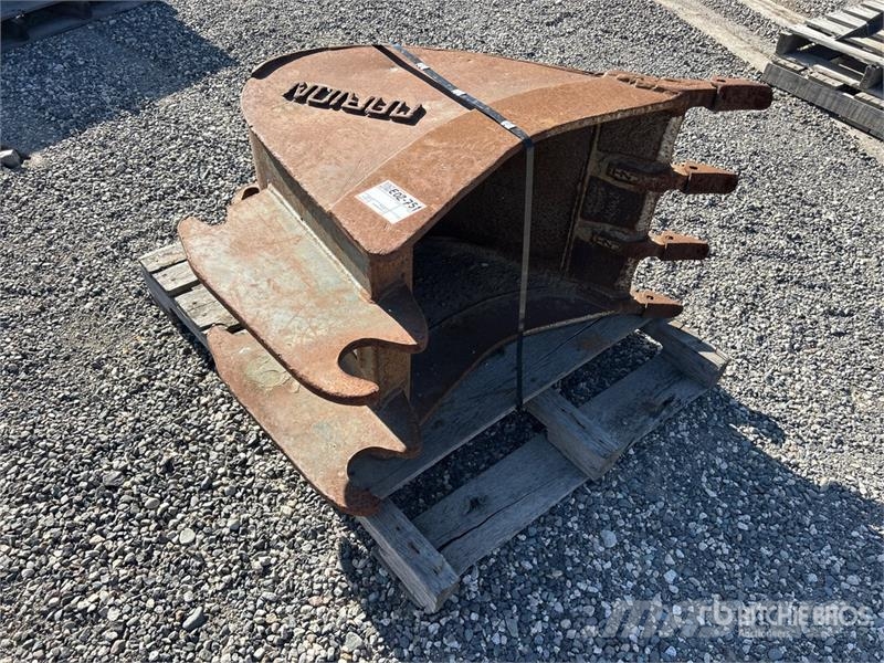 Marion 24 in Q/C Digging Excavator Bucket Cucharones
