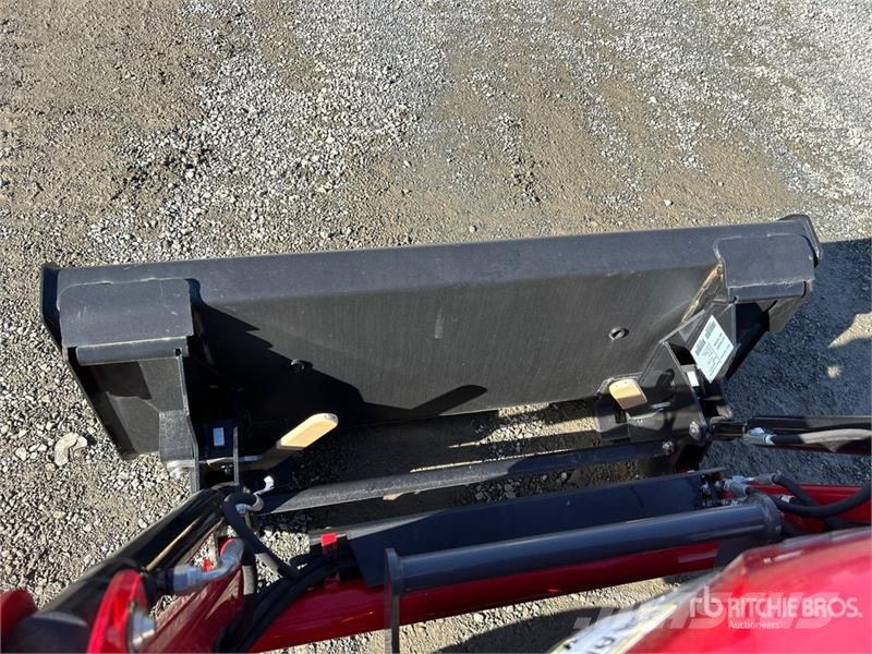 Massey Ferguson GC1725MB 4WD Tractor Traktorer
